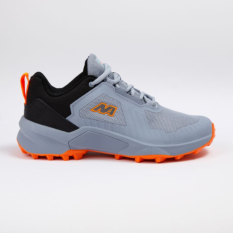 ZAPATILLAS NEW ATHLETIC OUTDOOR CLIMB02 GRIS CON NARANJA PARA HOMBRE